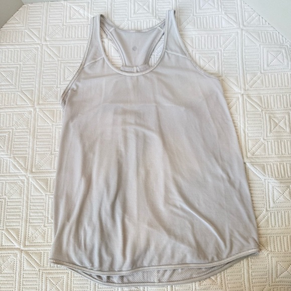 Lululemon Essential Tank Top In Gray - Picture 6 of 7